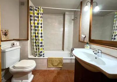 Un baño de Apartamento Raval - L'Amfitriona