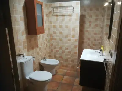 Un baño de TXARRENEA