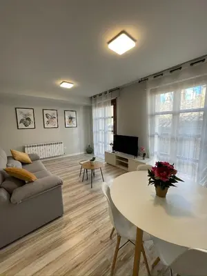 Una televisión o centro de entretenimiento en Casa Alberto 2 izda
