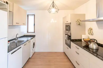 Una cocina o zona de cocina en Preciosa casa rural con jardin cerca de Pamplona
