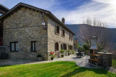 Edificio en el que se encuentra la casa o chalet