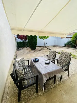 Un patio o zona al aire libre en Loft Bardenas ECO RR46