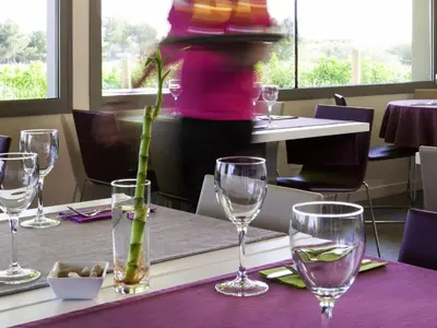 Bebidas en Hotel Ibis Styles Lleida Torrefarrera