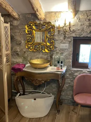 Un baño de Masiadenjust