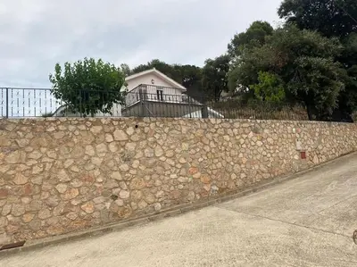 Edificio en el que se encuentra la casa o chalet