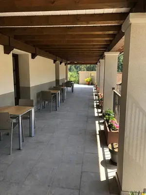 Un restaurante o sitio para comer en Casa Aurita