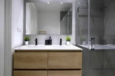 Un baño de Mike House: Alójate en el corazón de Zaragoza
