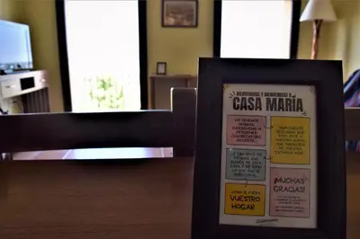 Certificado, premio, señal o documento que está expuesto en Casa Rural María