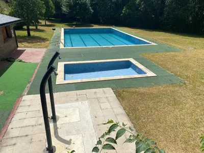 Piscina en o cerca de ACOGEDOR PISO EN SORT CON PISCINA