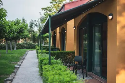 Jardín al aire libre en Hospedium Hotel La Parada del Compte