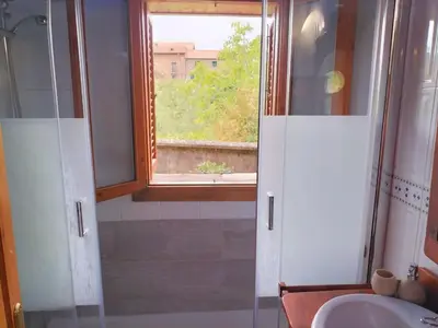Un baño de La Viñaza Ordesa Ainsa casa rural