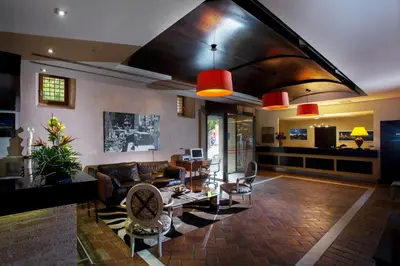 Zona de estar de Hotel Monasterio Benedictino