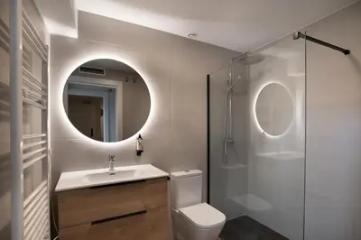 Un baño de Apartamentos4U Tudela Plaza Parking Incluido