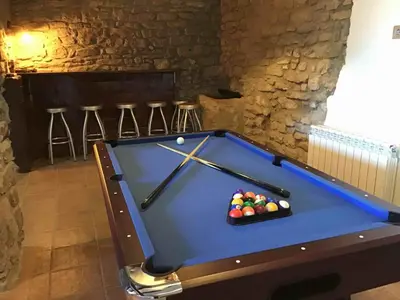 Mesa de billar en Casa Moliner