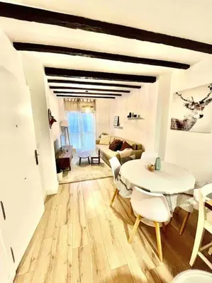Zona de estar de Apartamento recién reformado dos plantas
