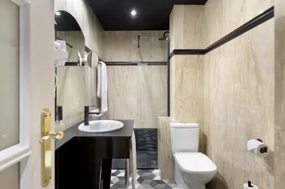 Un baño de Hotel Inca