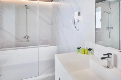 Un baño de Silken Reino de Aragón