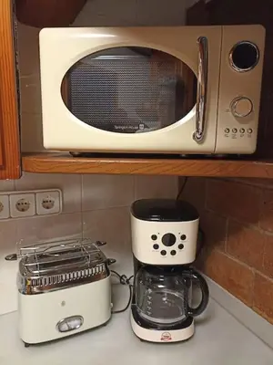 Utensilios para hacer té y café en Casa acogedora con barbacoa