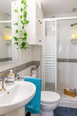 Un baño de Avda Pamplona Hospitales Universidad
