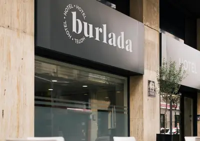 Certificado, premio, señal o documento que está expuesto en Hotel Burlada