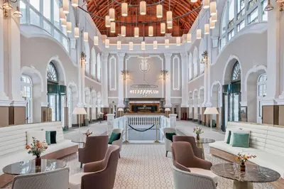 Zona de estar de Canfranc Estación, a Royal Hideaway Hotel - Gran Lujo