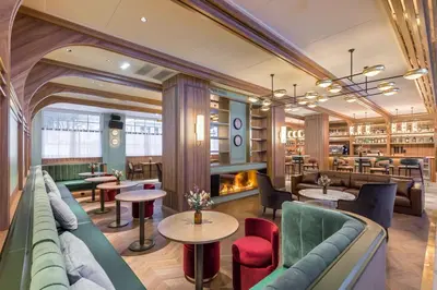 Zona de estar de Canfranc Estación, a Royal Hideaway Hotel - Gran Lujo