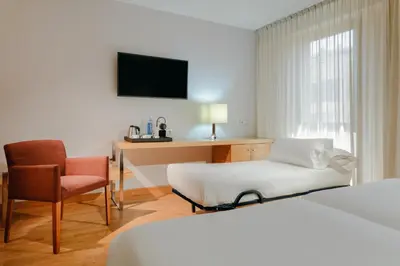 Una televisión o centro de entretenimiento en Hesperia Zaragoza Centro
