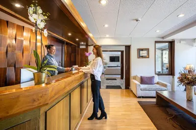 Clientes alojados en Hotel Blu Aran