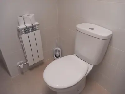 Un baño de Albergue El Muro