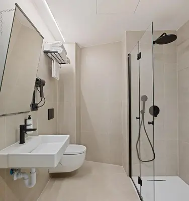 Un baño de Hotel Avenida