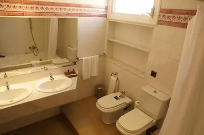Un baño de Hotel Andria