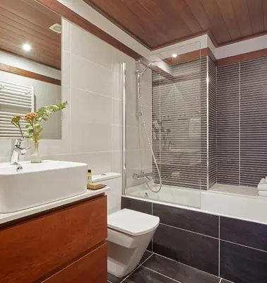 Un baño de Val de Ruda Luxe 69 by FeelFree Rentals