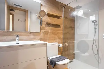 Un baño de Bonaigua 007 by SeaMount Rentals
