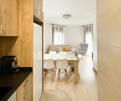 Una cocina o zona de cocina en Apartament familiar amb vistes i cèntric by RURAL D'ÀNEU