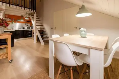 Una cocina o zona de cocina en Precioso Ático duplex en vielha para 6 pax
