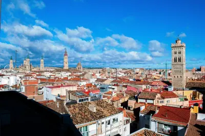 Vista general de Zaragoza o vista desde el hotel