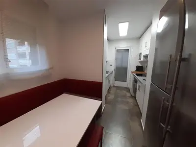 Una cocina o zona de cocina en Los Sauces III