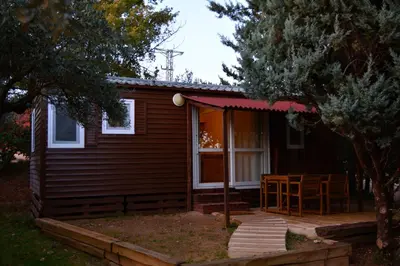 Edificio en el que se encuentra el camping