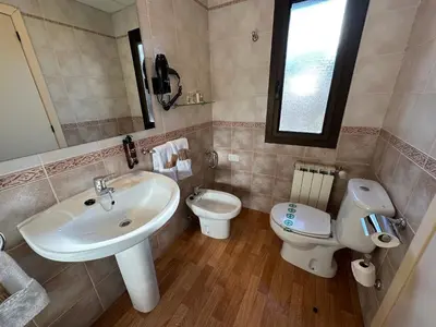 Un baño de Hotel Romànic