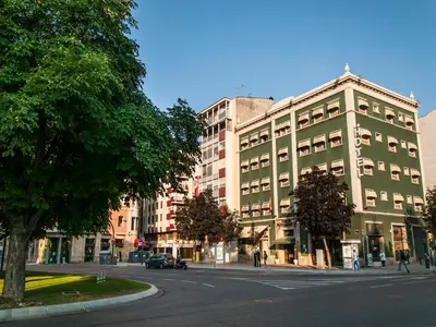 El barrio de los alrededores o un barrio cerca de este hotel
