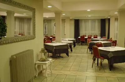 Un restaurante o sitio para comer en Hotel Alaiz