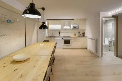 Una cocina o zona de cocina en Apartamentos La muralla de Jaca