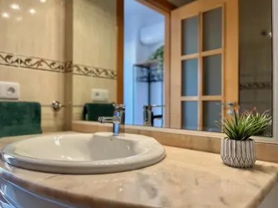 Un baño de Tenor Apartamento inc Parking