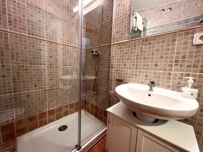Un baño de Apartamento Gerri - L'Amfitriona