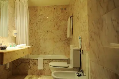 Un baño de ETH Pomer