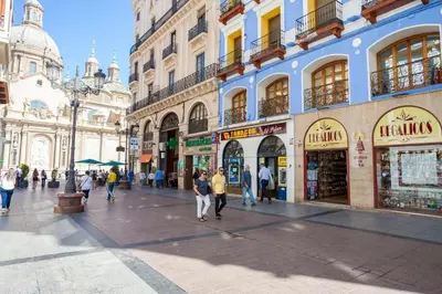 Clientes alojados en Moderno apartamento en casco histórico + desayuno!
