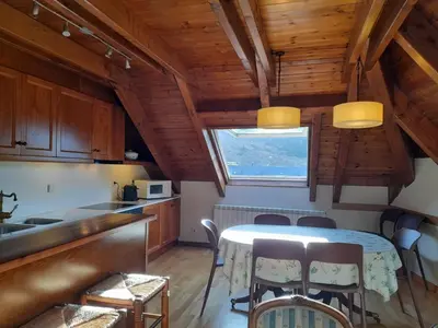 Una cocina o zona de cocina en Dúplex elegante de montaña con vistas y confort - Erta 6
