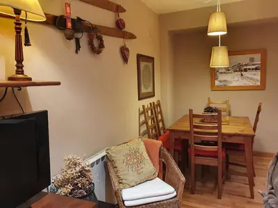 Zona de estar de DUPLEX ABUHARDILLADO EN ESTERRI d'ÀNEU