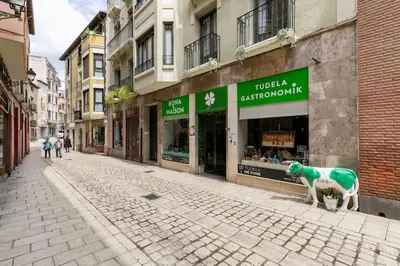 El barrio de los alrededores o un barrio cerca de este apartamento