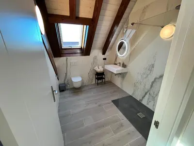 Un baño de HOTEL RURAL BASQUE IRATI